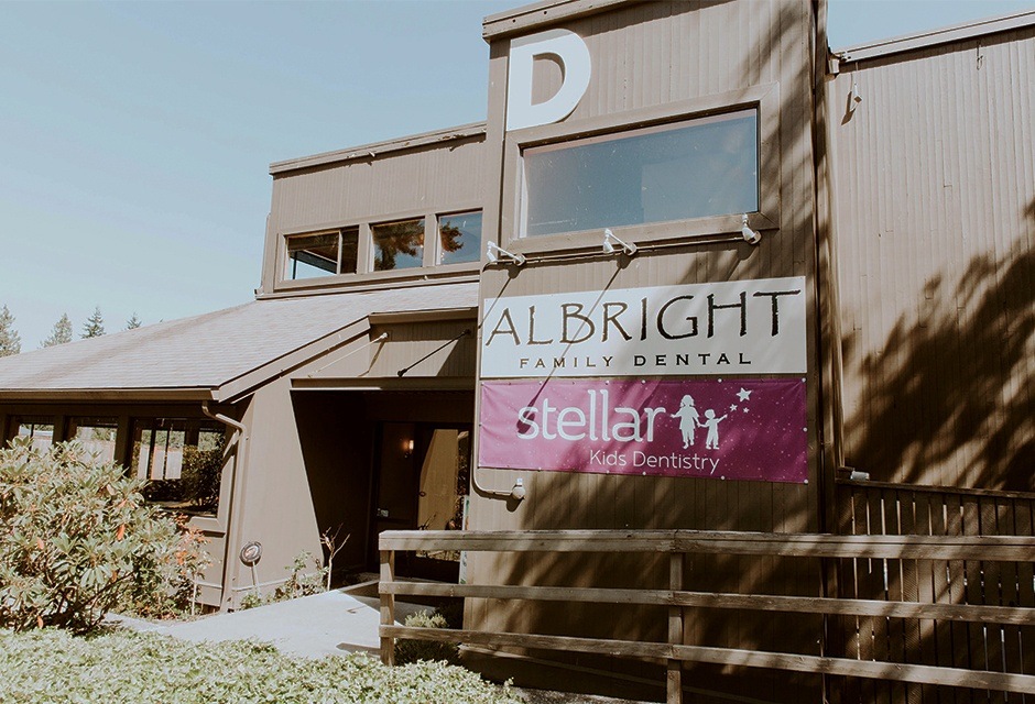 Outside view of Albright Family Dental office