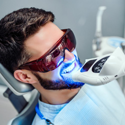 Man having his teeth whitened